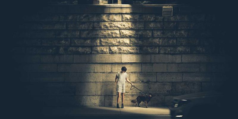 专业运动背包选购终极指南:从背负系统到防水性能的深度解析