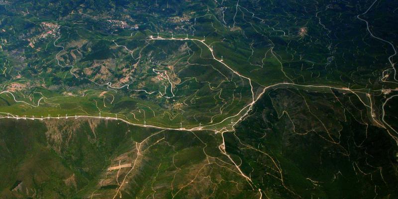 棒球/垒球手套保养与定型全攻略：从开皮到长期维护，延长运动装备寿命的秘诀